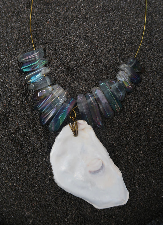 CRYSTAL COVE NECKLACE